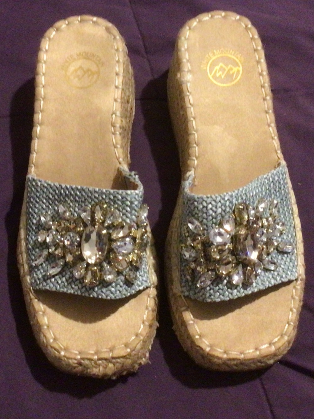 NWOT White Mountain Rhinestone Wedge Sandal 7.5